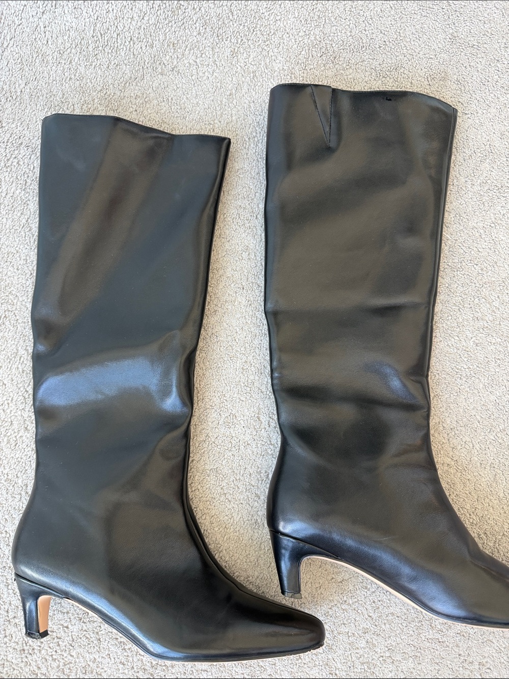 Black Knee-High Leather Heeled Boots